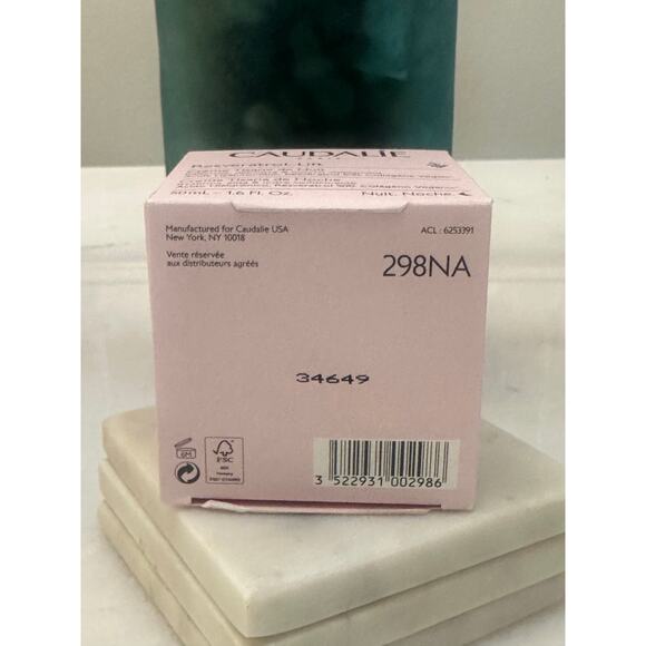 Caudalie NIB Resveratrol-Lift Firming Night Cream Smoothing Firming 1.6 fl oz - Picture 6 of 6